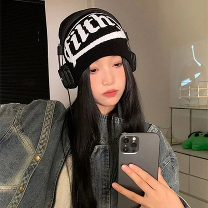 Autumn and Winter New Unisex European Style Letter Knitted Hats Warm Hip Hop Versatile Street Beanies Outdoor Fashion Skate Rap