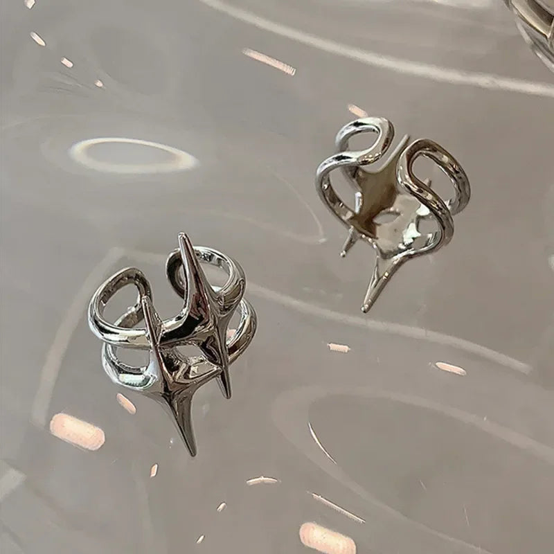 Silver Spike Star Design Ring